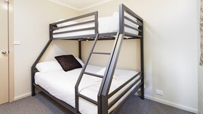 2 bedrooms, bed sheets