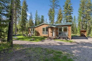 Exterior - 3 bed/2 bath House. Minutes to Glacier National Park and Whitefish Mountain! (Martin City)