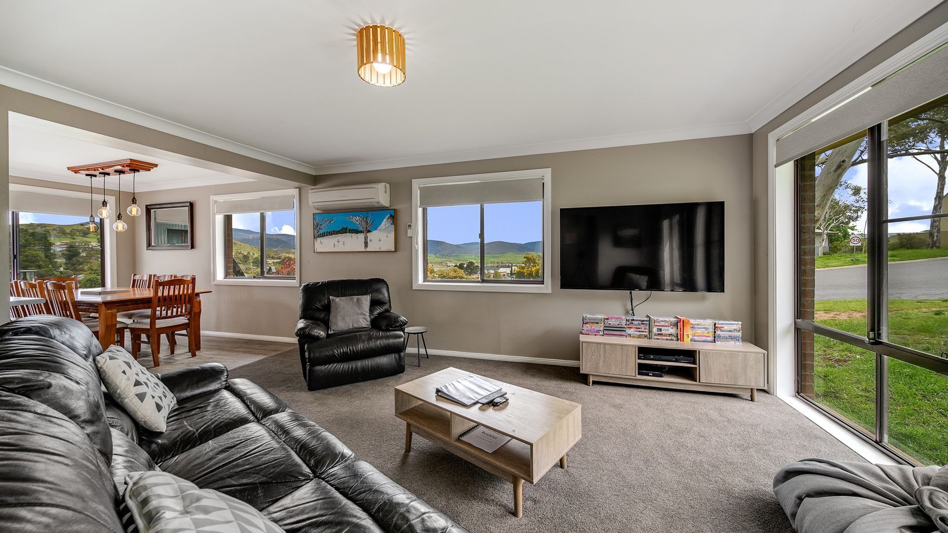 Petersdorf 2 - Modern 2BR Townhouse l WiFi l Mountain Views