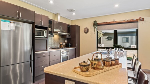 Fridge, microwave, oven, dishwasher