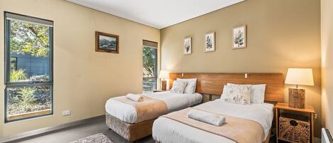 3 chambres, fer et planche Ă repasser, Wi-Fi, literie fournie