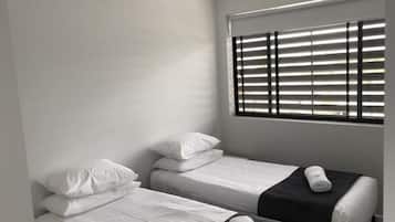 Apartment, 2 Bedrooms, 2 Bathrooms | 2 bedrooms, desk, laptop workspace, soundproofing