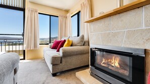 Smart TV, fireplace, DVD player