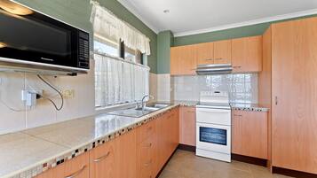 Fridge, microwave, oven, toaster