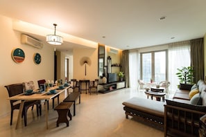 Shanghai Suite 3 Bedrooms | Living area | LED TV, DVD player - Elysees Suite Marc Residence KLCC (Kuala Lumpur)