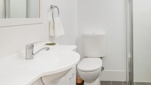 シャワー、ヘアドライヤー