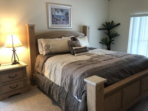 Comfort House, Multiple Beds, Non Smoking, Golf View | 3 bedrooms, individually decorated, individually furnished - Southern Dunes Golfing Resort (Haines City)