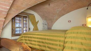 1 Schlafzimmer, Bügeleisen/Bügelbrett, Reisekinderbett, kostenloses WLAN