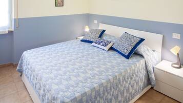 1 Schlafzimmer, Bügeleisen/Bügelbrett, Reisekinderbett, kostenloses WLAN