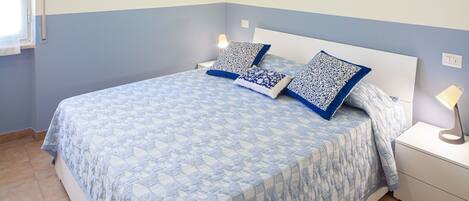 1 Schlafzimmer, Bügeleisen/Bügelbrett, Reisekinderbett, kostenloses WLAN