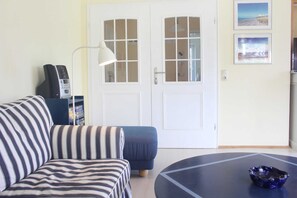 Fernseher, Stereoanlage