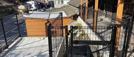 House (East) | Terrace/patio