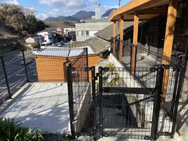 House (East) | Terrace/patio