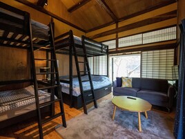 House (East) | 1 bedroom, laptop workspace, free WiFi, bed sheets