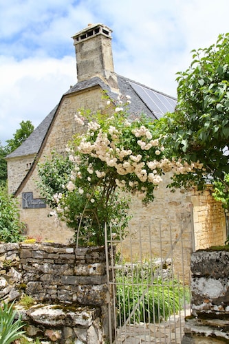 4 star stay with exceptional service in an authentic Quercy setting