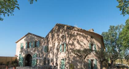 Cottage mit Blick auf den Canal du Midi im Herzen der Weinberge.