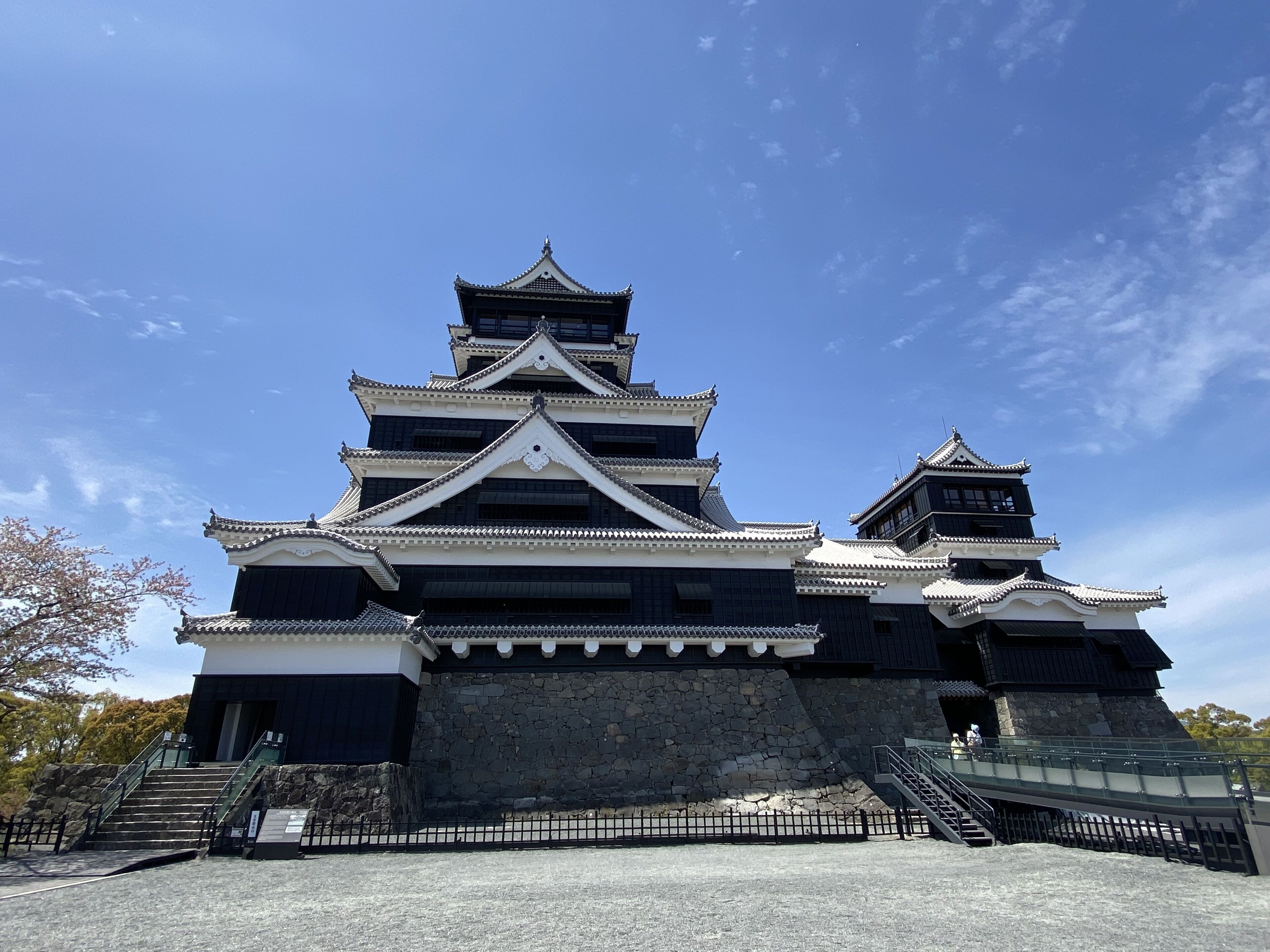 สถานที่น่าสนใจ