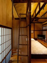 House (West) | Individually decorated, individually furnished, blackout drapes