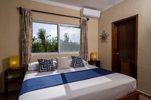 2 bedrooms, iron/ironing board, travel crib, free WiFi - Charming 2 Bedrooms Villa, With Pool & Private Beach,Chef, Wi-Fi, Staff on site, (PLAYA DEL SECRETO)