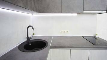 Fridge, microwave, stovetop, paper towels