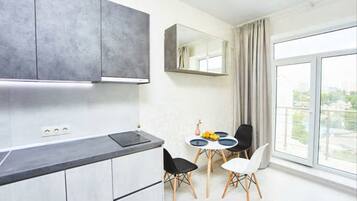 Fridge, microwave, stovetop, paper towels