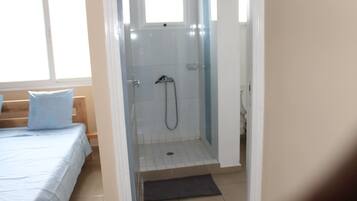 Kamar Double Basic | Shower kamar mandi