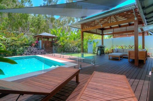 Iluka Beach Villa - Port Douglas