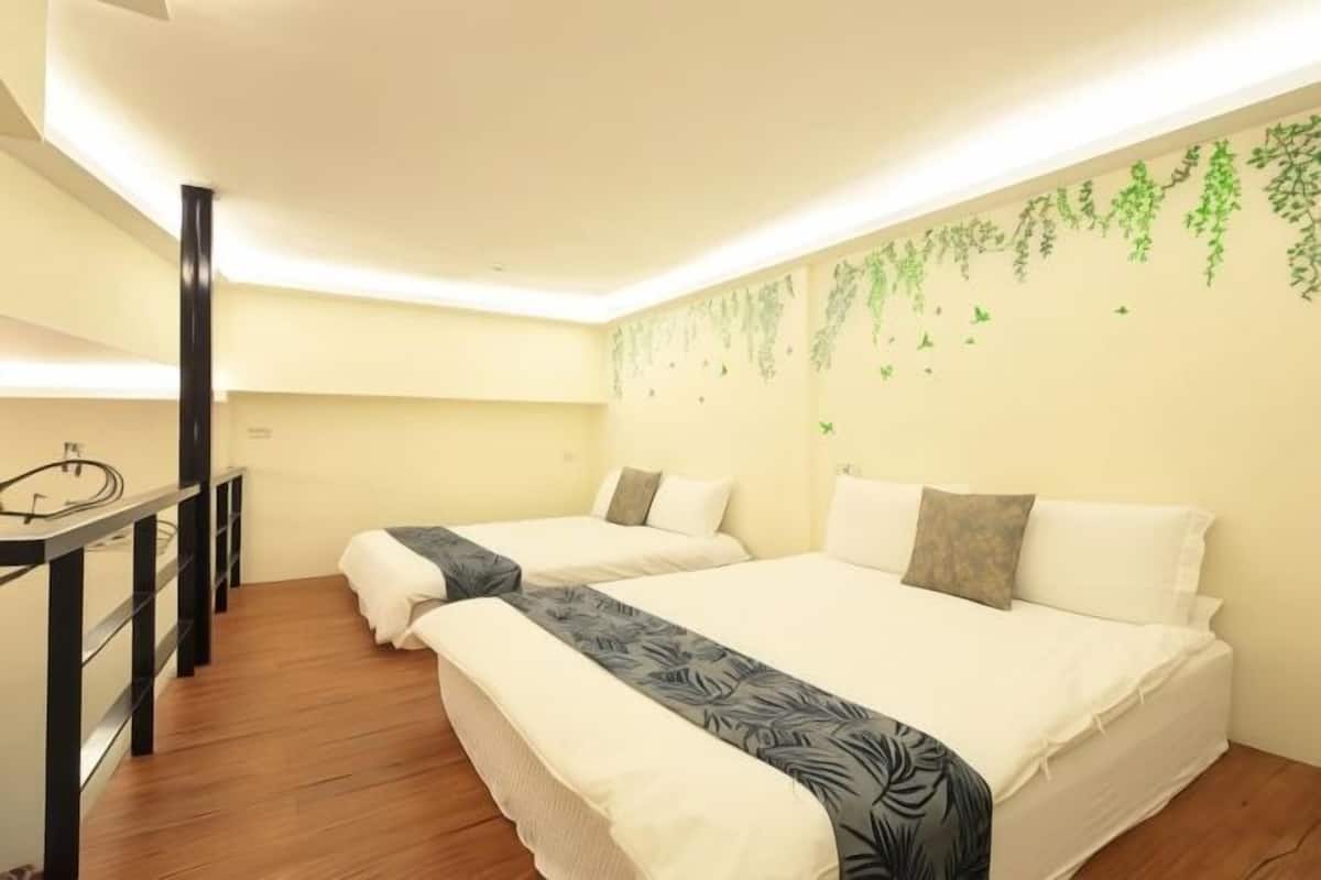 1 bedroom, laptop workspace, blackout curtains, soundproofing