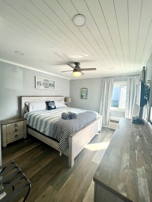 2 bedrooms, iron/ironing board, free WiFi, bed sheets