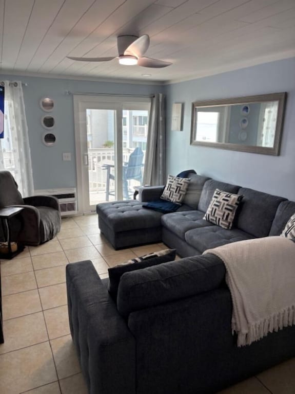 Clean Beautifully Remodeled Beachfront Condo - Myrtle Beach, SC