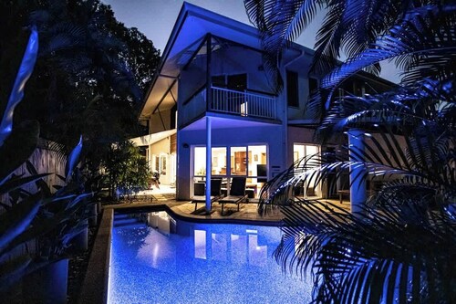 Four Mile Beach Retreat - Port Douglas Villa