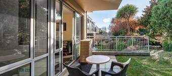 Central Luxury Apartment 108