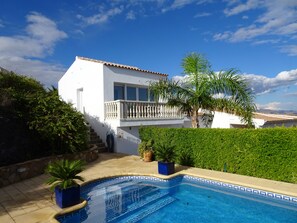 Outdoor pool - Luxury villa on private property with beautiful sea views (San Juan De Los Terreros)