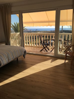 3 dormitorios, tabla de planchar con plancha, wifi y ropa de cama
