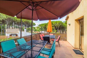 تناول الطع�ام بالخارج