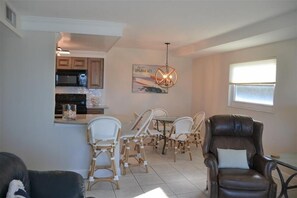 Interior - Beachcomber unit 202 (Longboat Key)