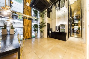 Lobby - HOTEL FORESTAR Sinchon (Seoul)