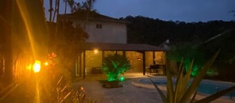 CASA COM PISCINA CANTO DO FORTE, 10 pessoas