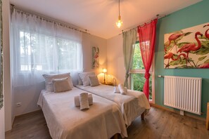4 chambres, fer et planche à repasser, Wi-Fi gratuit, draps fournis
