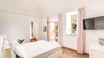 5 chambres, fer et planche Ă repasser, lit parapluie, Wi-Fi