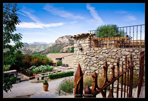 Treehouse 2 people - spa & pool - exceptional view