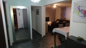 2 chambres, fer et planche à repasser, Wi-Fi, literie fournie