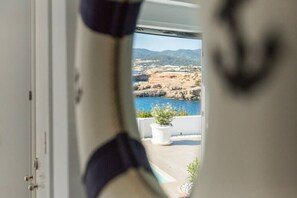 Interior - CASA DEL MAR A lovely house with a pool, right at the seafront & Es Vedra views (Sant Josep de Sa Talaia)