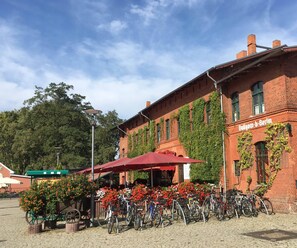 Exterior - FewoBaDa - Apartment at Dallgow station (Dallgow-Döberitz)