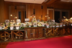 Dining - The Utsav Grand Banquets & Resort (Sonepat)
