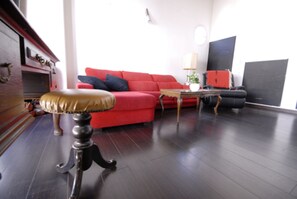 Téléviseur, foyer, chaîne audio