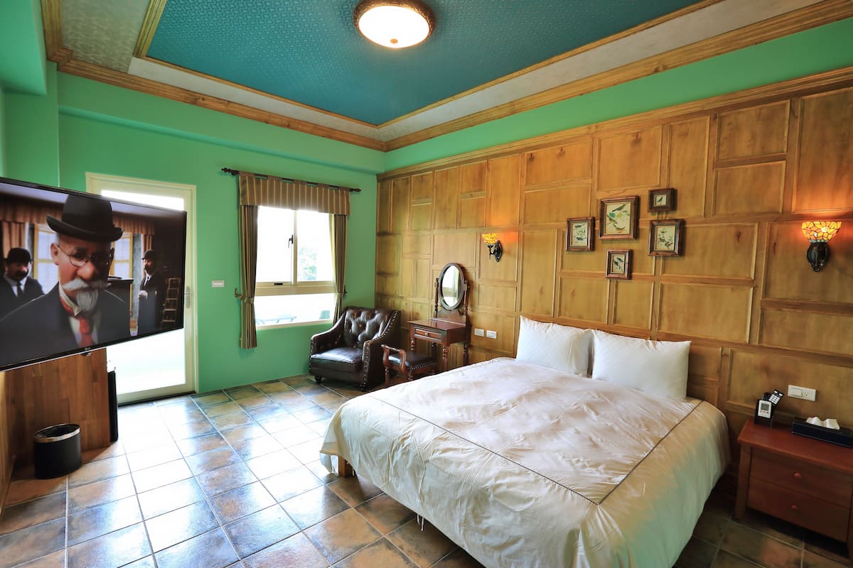 Quarto casal clássico, para não fumantes (211,212,213) | 1 quarto, frigobar, escrivaninha, quartos à prova de som