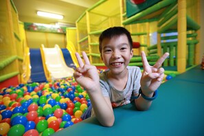 兒童遊樂區