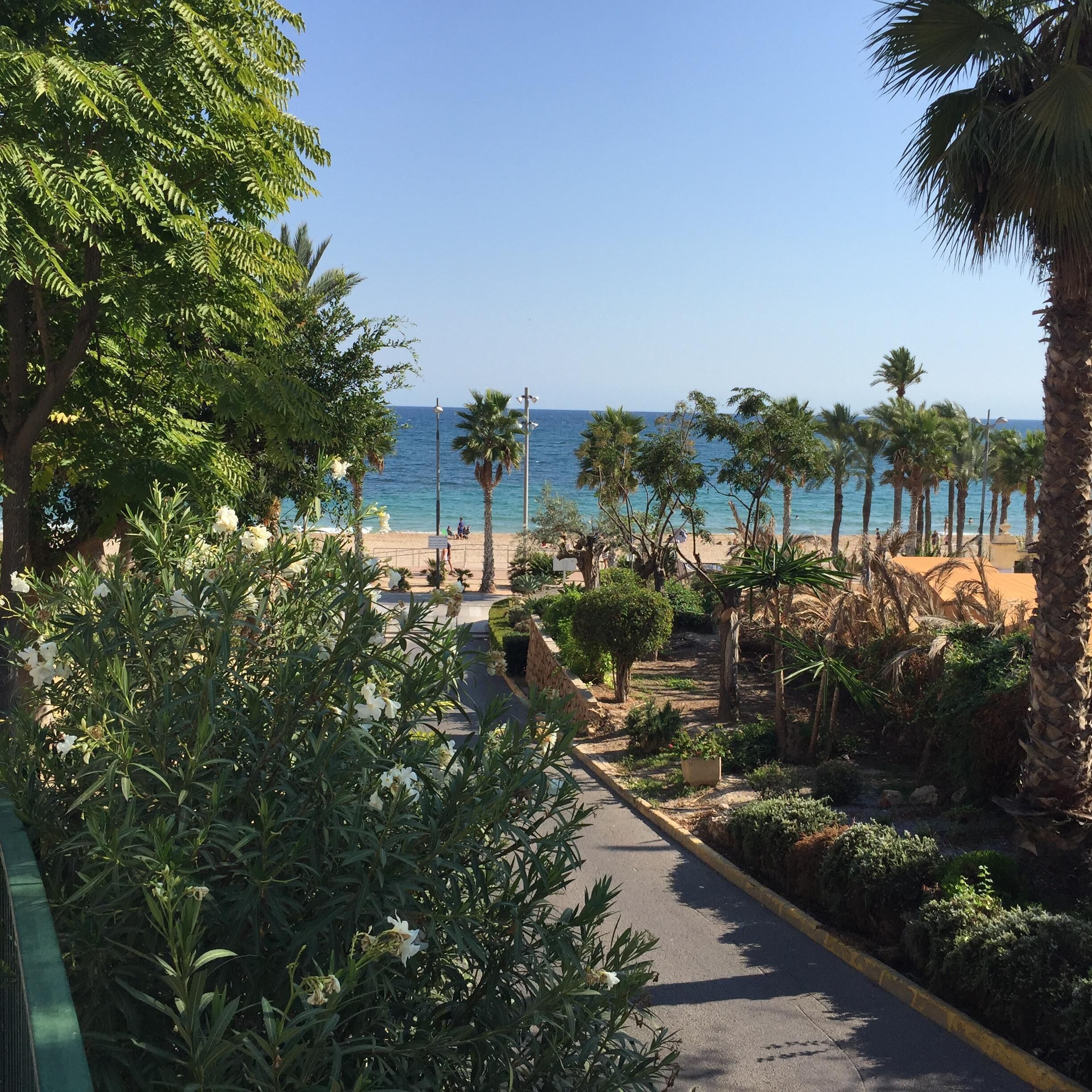 Beach nearby, beach towels