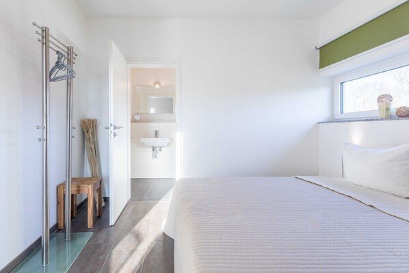 3 habitaciones, cuna de viaje, wifi y ropa de cama 